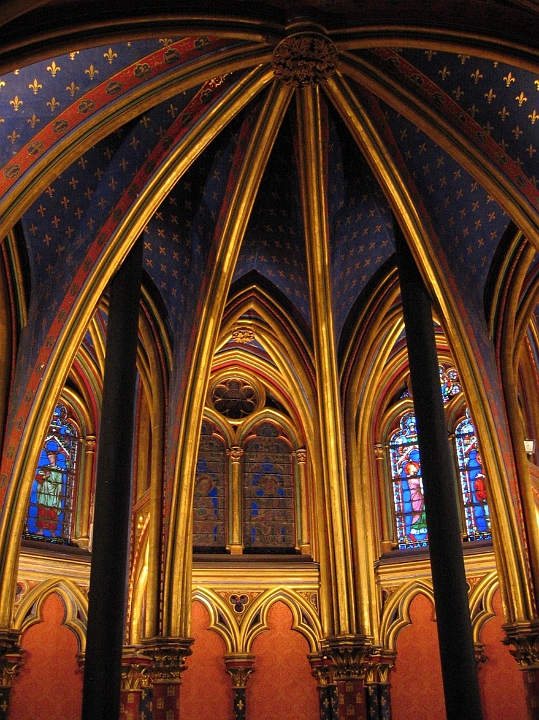 33 Saint Chapelle - 1st floor.jpg